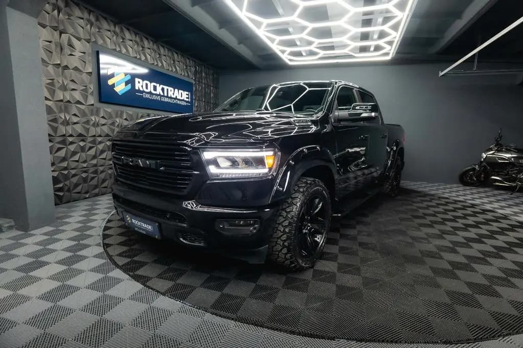 Main__Slider__Photo:Dodge RAM 5.7 V8 HEMI 4x4 OFFROAD BLACK EDITION *19% 01/2020-0
