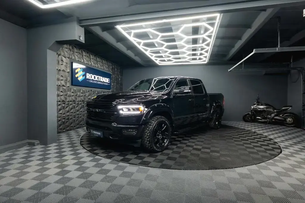 Main__Slider__Photo:Dodge RAM 5.7 V8 HEMI 4x4 OFFROAD BLACK EDITION *19% 01/2020-1