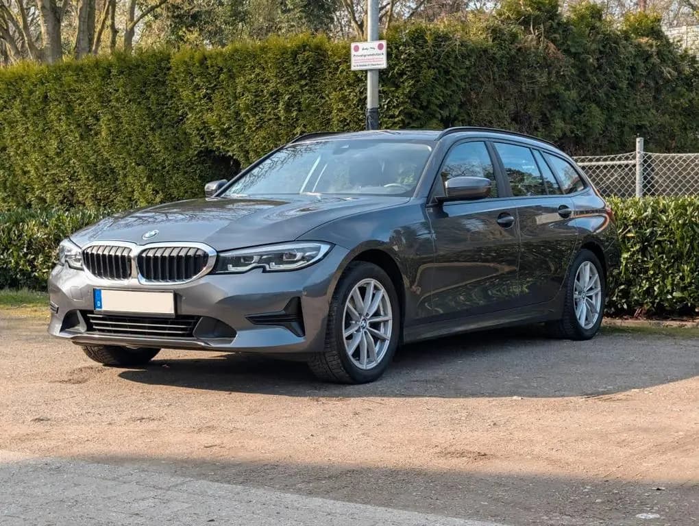 Main__Slider__Photo:BMW 320 d xDrive Advantage + Live Cockpit LED SHZ KAM 02/2020-0