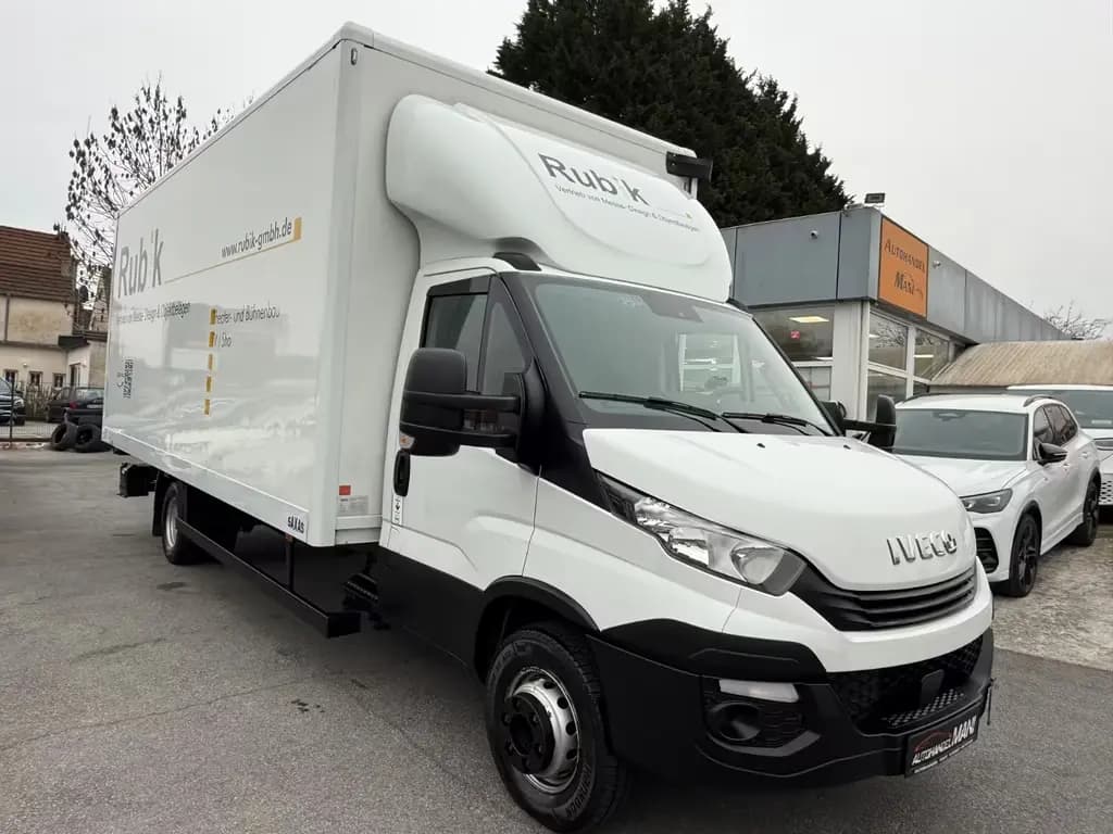 Main__Slider__Photo:Iveco Other Daily Fahrgestell Einzelkabine 70 C Radstand 10/2019-0
