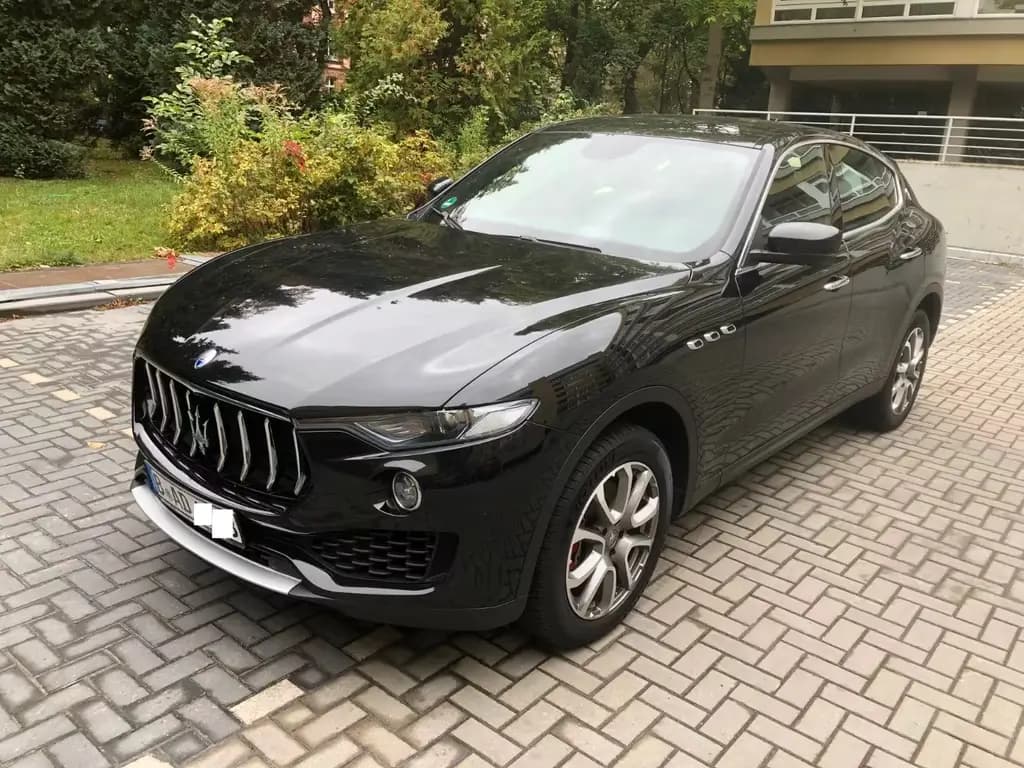 Main__Slider__Photo:Maserati Levante Q4 Diesel 08/2018-0