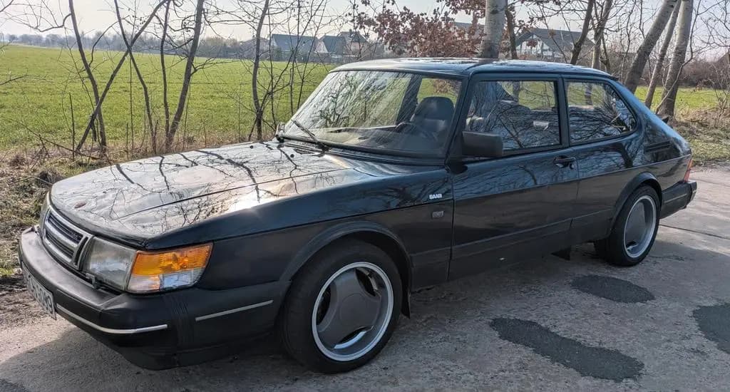 Main__Slider__Photo:Saab 900 turbo 16 Coupe - Vollturbo, DIN Kennzeichen 03/1992-0