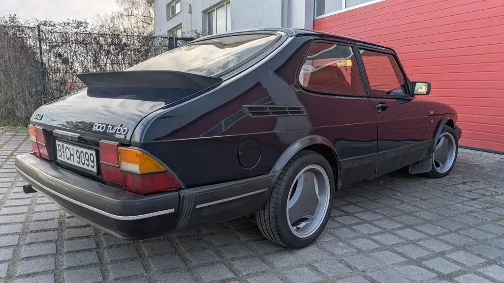 Main__Slider__Photo:Saab 900 turbo 16 Coupe - Vollturbo, DIN Kennzeichen 03/1992-1