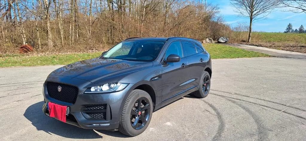 Main__Slider__Photo:Jaguar F-Pace 20d R-Sport Automatik R-Sport 09/2018-0