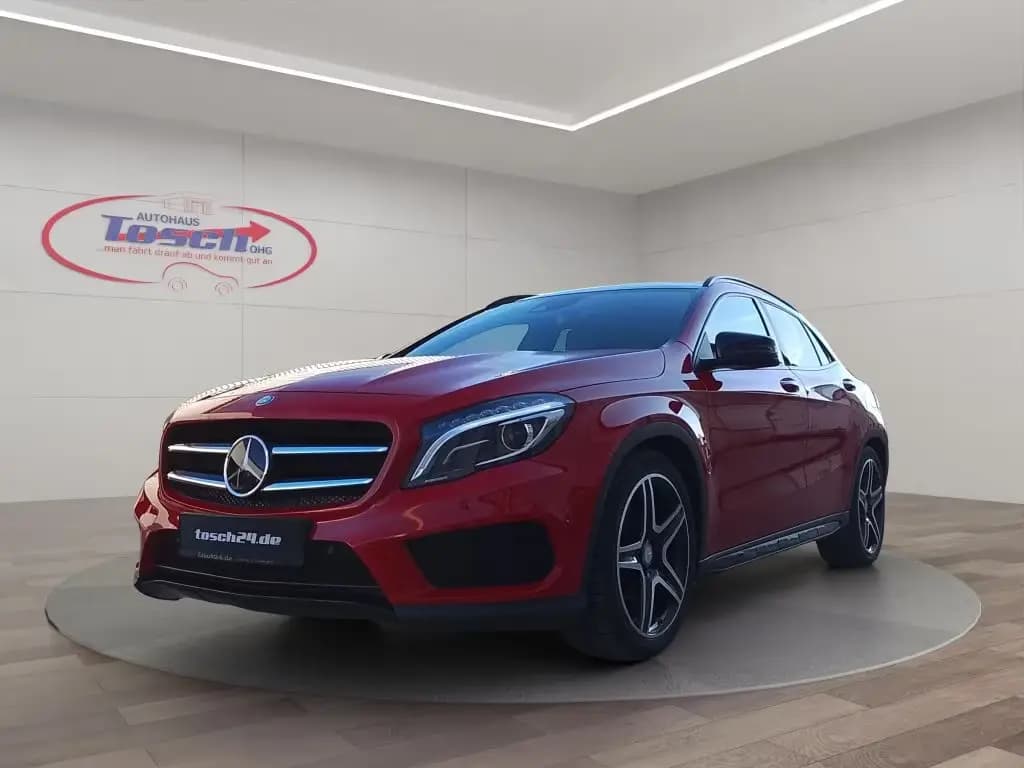 Main__Slider__Photo:Mercedes-Benz GLA 200 7G-DCT AMG Line 05/2017-0