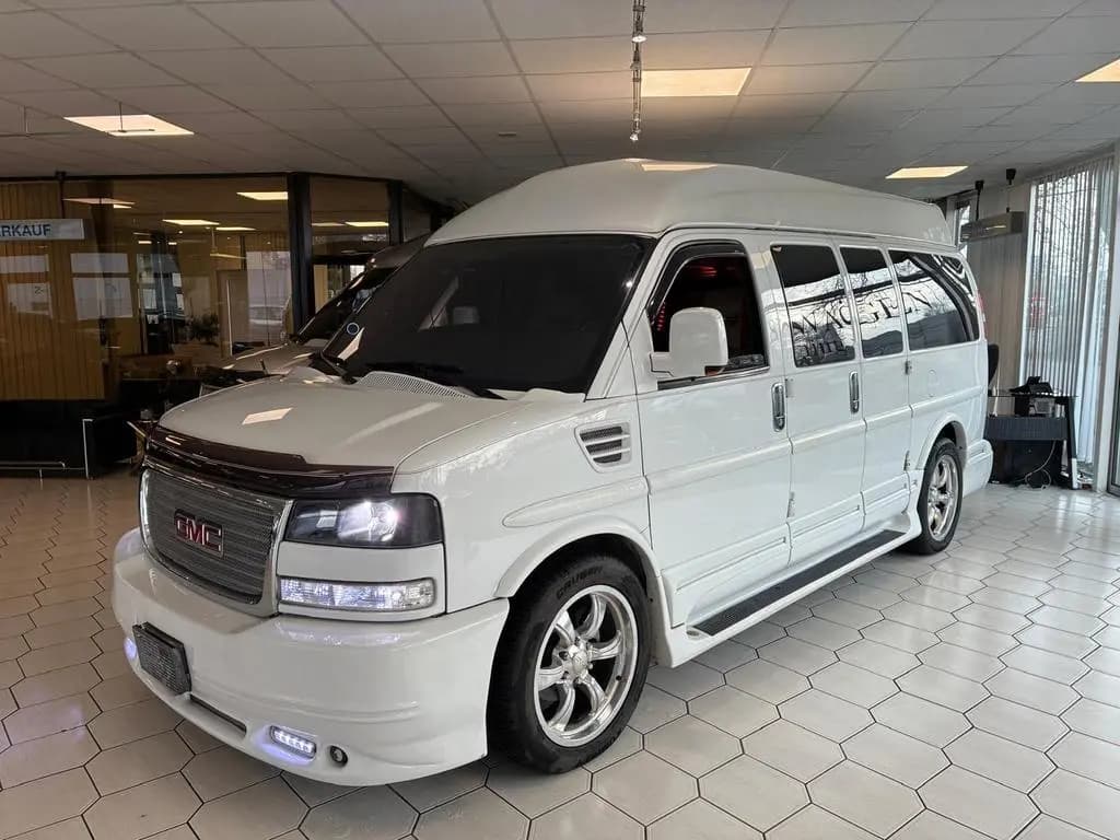 Main__Slider__Photo:GMC Savana 5,3l V8, Solar- Standheizung, 02/2015-0