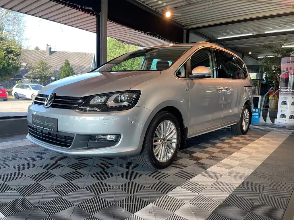 Main__Slider__Photo:Volkswagen Sharan Cup BMT "7 Sitze" el. Schiebetüren*AHK* 11/2014-0