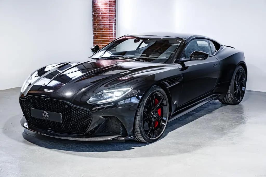 Main__Slider__Photo:Aston Martin DBS Superleggera 10/2018-0