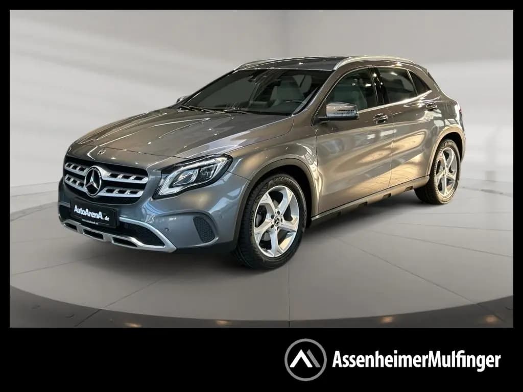 Main__Slider__Photo:Mercedes-Benz GLA-Class 200 Urban Urban+AHK+Cam+LED+Navi+AUT+Keyl 08/2019-0