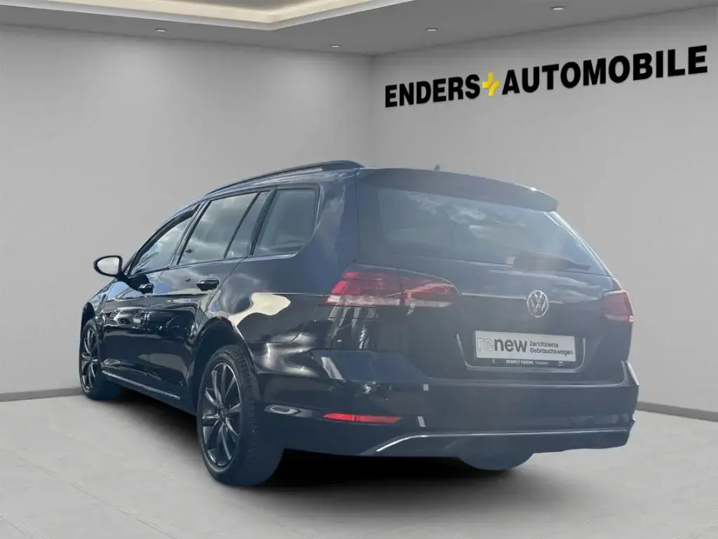 Main__Slider__Photo:Volkswagen Golf Variant Comfortline++NAVI++PDC++ 03/2019-1
