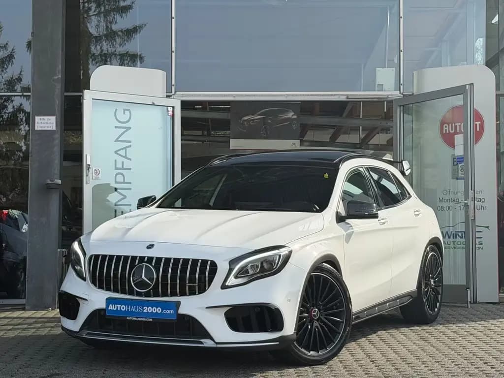 Main__Slider__Photo:Mercedes-Benz GLA 45 AMG 4Matic 7G-DCT/PANO/KEYLES/RFK/HARMAN/ 05/2019-0