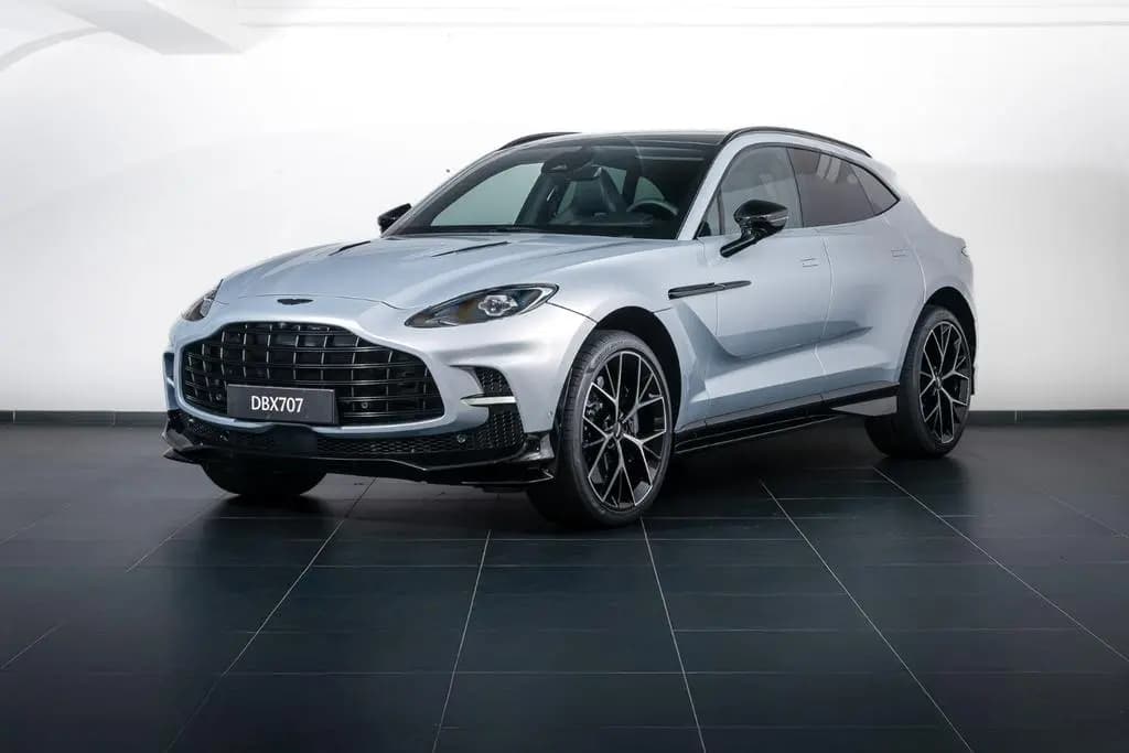 Main__Slider__Photo:Aston Martin DBX 4.0 V8 707 03/2026-0