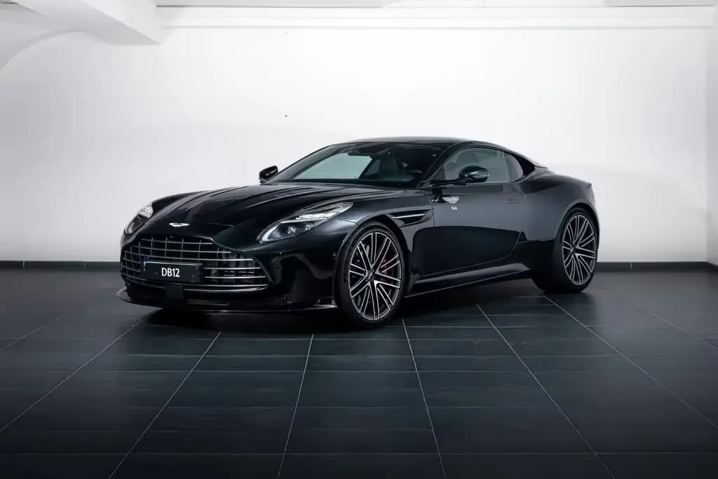 Main__Slider__Photo:Aston Martin DB12 4.0 V8 08/2025-0