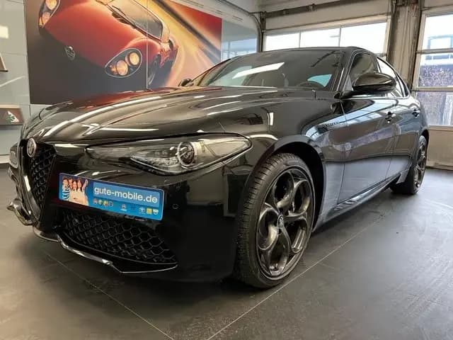 Main__Slider__Photo:Alfa Romeo Giulia Veloce 2.2D Q4 AT8|Assistenzp.2|Navi|Harm 12/2020-0