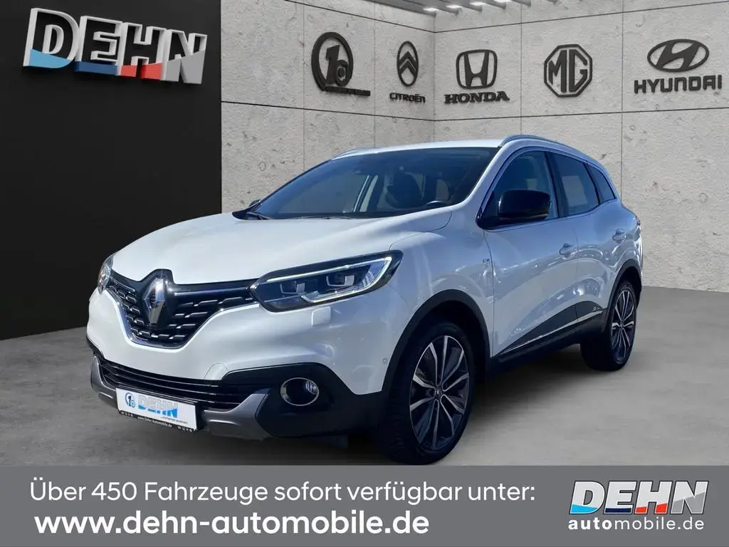 Main__Slider__Photo:Renault Kadjar TCe 130 AT Bose Edition Navi Winterpaket 03/2018-1