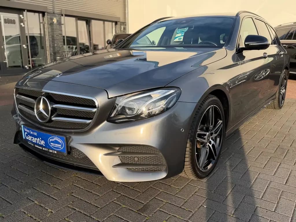 Main__Slider__Photo:Mercedes-Benz E 400 T-Modell E 400 d 4Matic *2. Hand *AMG *S-Dach 07/2019-0