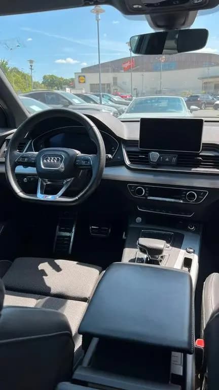 Main__Slider__Photo:Audi Q5 40 TDI S tronic quattro sport sport 02/2020-0