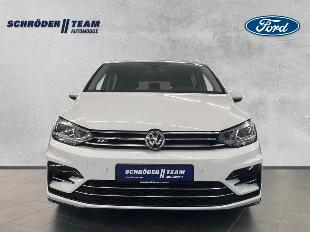 Main__Slider__Photo:Volkswagen Touran R-Line Sound BMT/Start-Stopp 06/2018-0