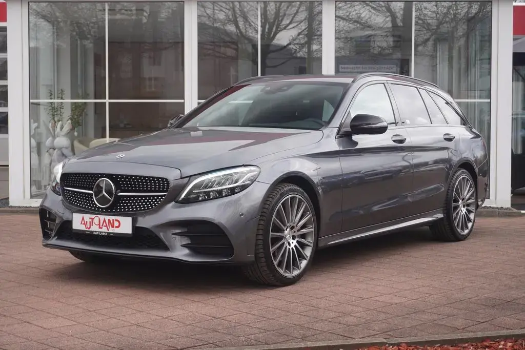 Main__Slider__Photo:Mercedes-Benz C 300 C300 T-Modell  AMG Line Aut. LED Navi AHK Kamera 01/2019-1