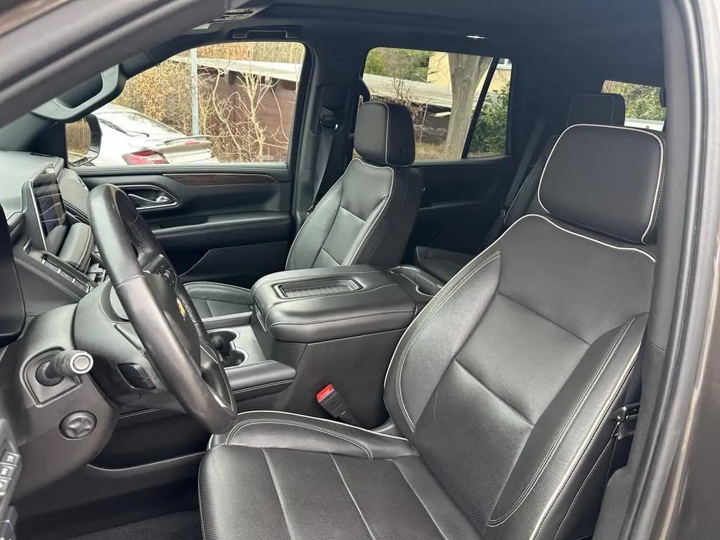 Main__Slider__Photo:Chevrolet Tahoe V8 4WD 7-Seat like a High Country 04/2022-0