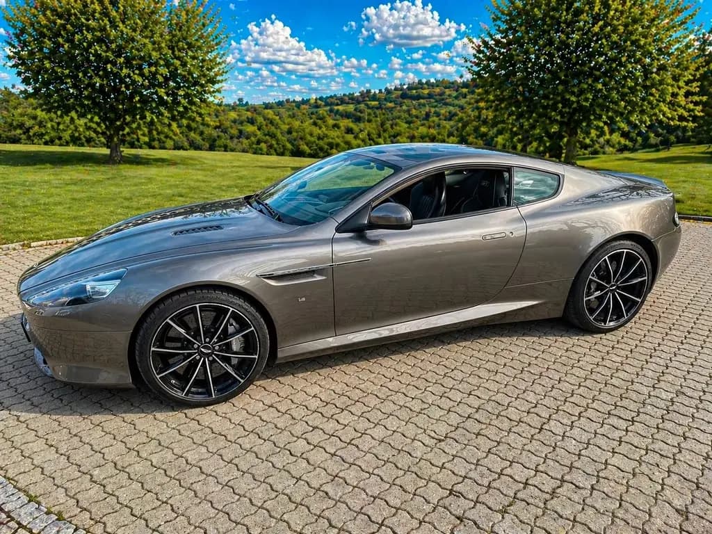 Main__Slider__Photo:Aston Martin DB9 GT Coupe 04/2016-0