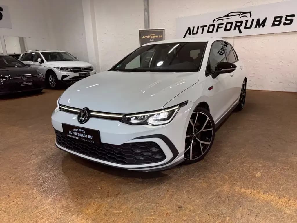 Main__Slider__Photo:Volkswagen Golf VIII Lim. GTI 2.0TSI DSG/SOUND/CAM/ACC/19" 11/2022-0