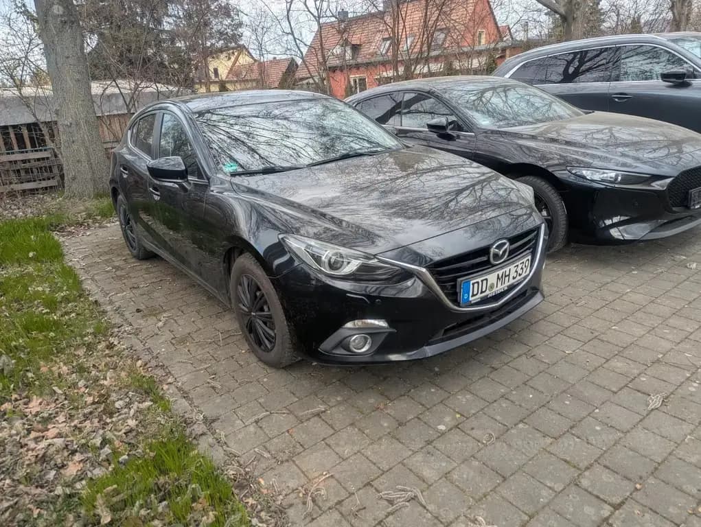 Main__Slider__Photo:Mazda 3 S SKYACTIV-D 150 6GS AL-SPORTS NAV Sports-Line 02/2015-0