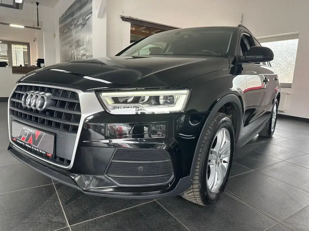 Main__Slider__Photo:Audi Q3 1.4 Sport/LED/AHK/Keyless/Navi/TW/8-fach 08/2018-1