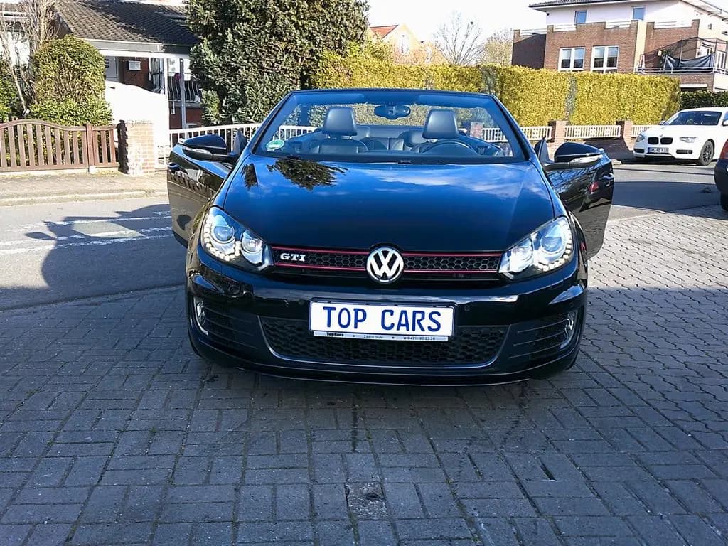 Main__Slider__Photo:Volkswagen Golf VI Cabriolet GTI 02/2014-0