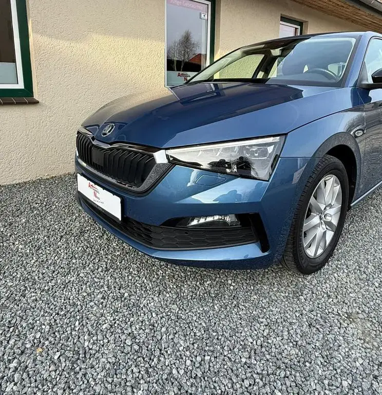 Main__Slider__Photo:Skoda Scala Automatik Style Rückfahrkamera PDC 12/2019-1