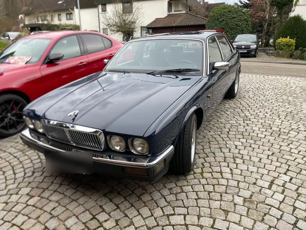 Main__Slider__Photo:Jaguar XJ 40 H-Kennz. 01/1991-0