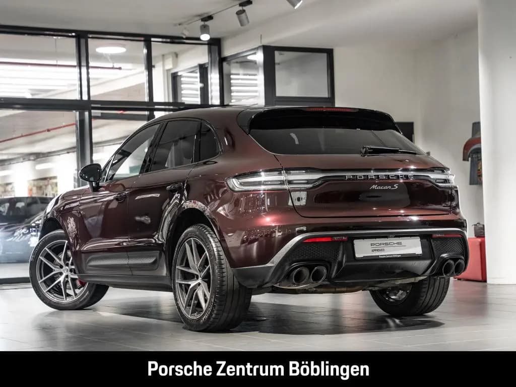 Main__Slider__Photo:Porsche Macan S Standheizung Rückfahrkamera Panorama LED 07/2023-0