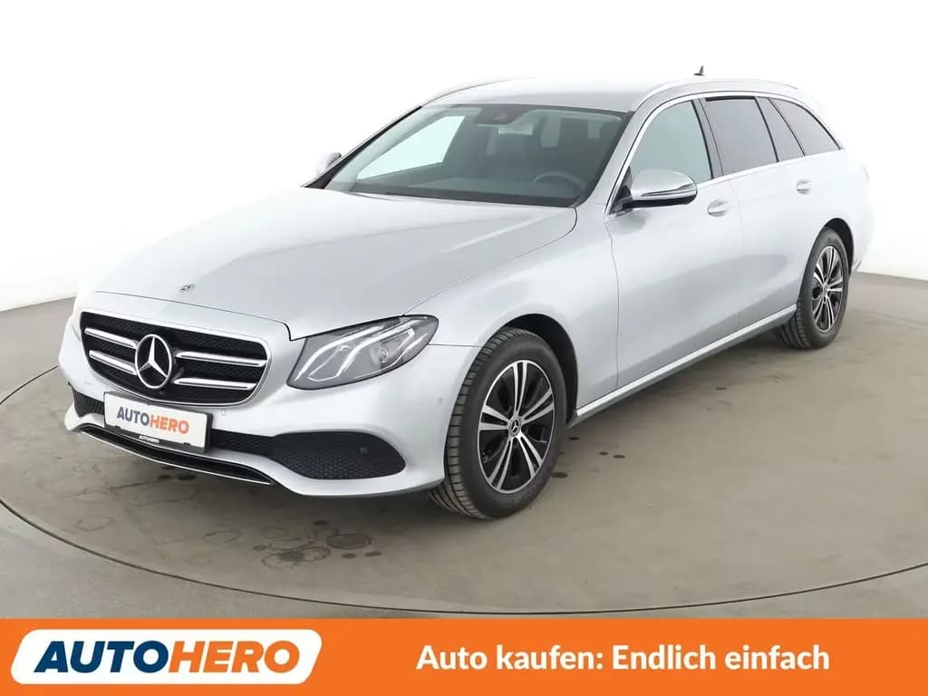 Main__Slider__Photo:Mercedes-Benz E 220 E-Klasse E 220 d Avantgarde Aut.*NAVI*TEMPO*CAM* 11/2020-0