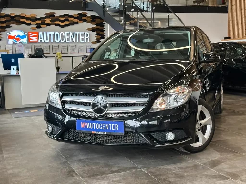 Main__Slider__Photo:Mercedes-Benz B 200 CDI *Kamera*Park Assistent* 02/2013-0