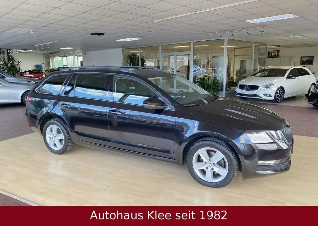 Main__Slider__Photo:Skoda Octavia 2.0 TDI Combi Ambition*DSG*Kamera*LED* 09/2018-1