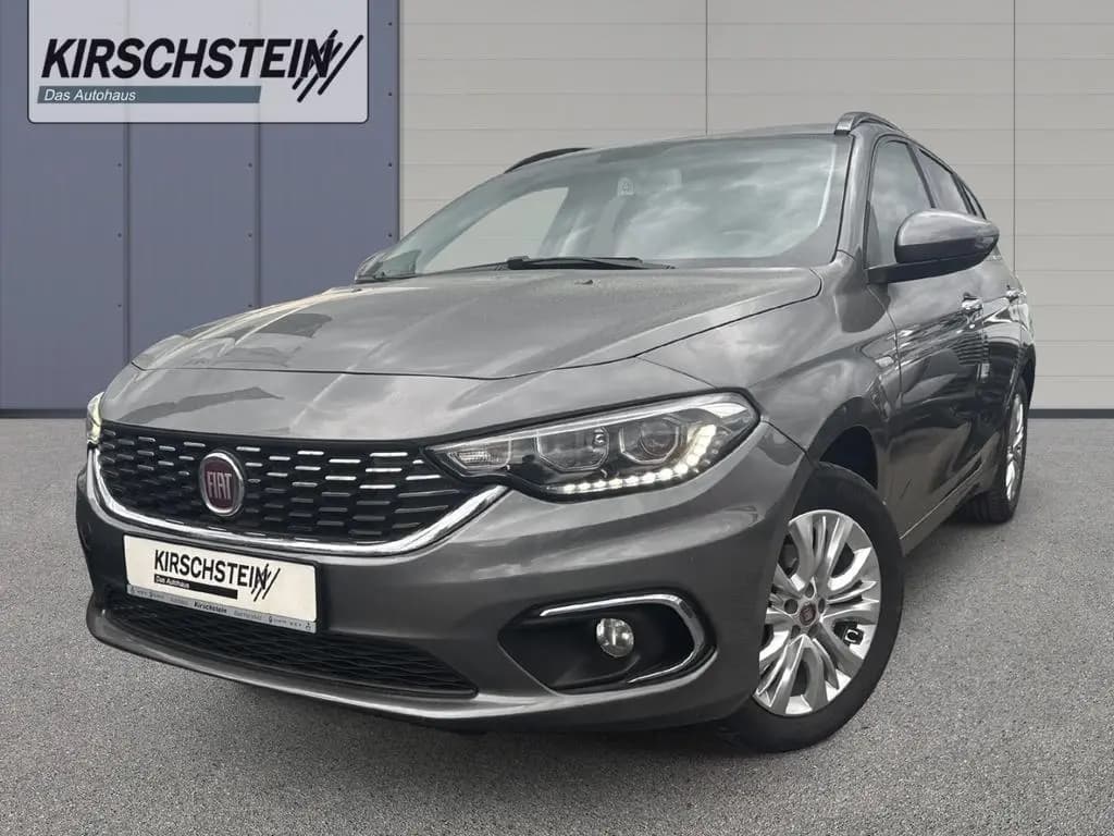 Main__Slider__Photo:Fiat Tipo Kombi 1.4 T-Jet Lounge WR Sitzheizung Bluet 10/2017-0