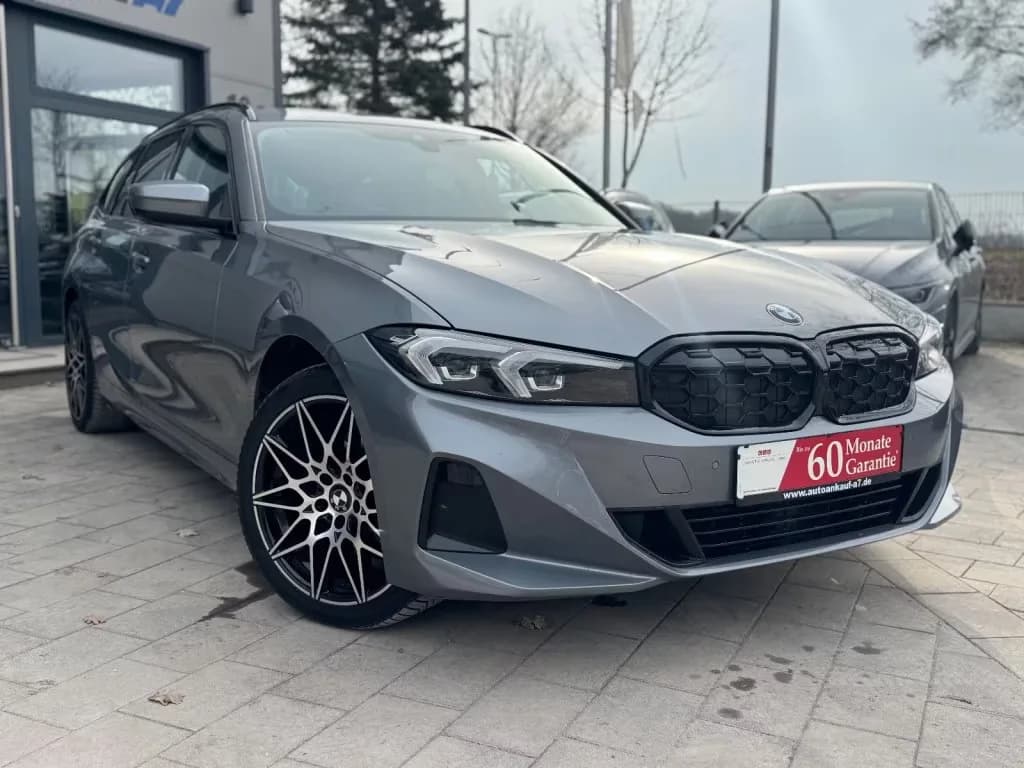 Main__Slider__Photo:BMW 3 Series 08/2022-0