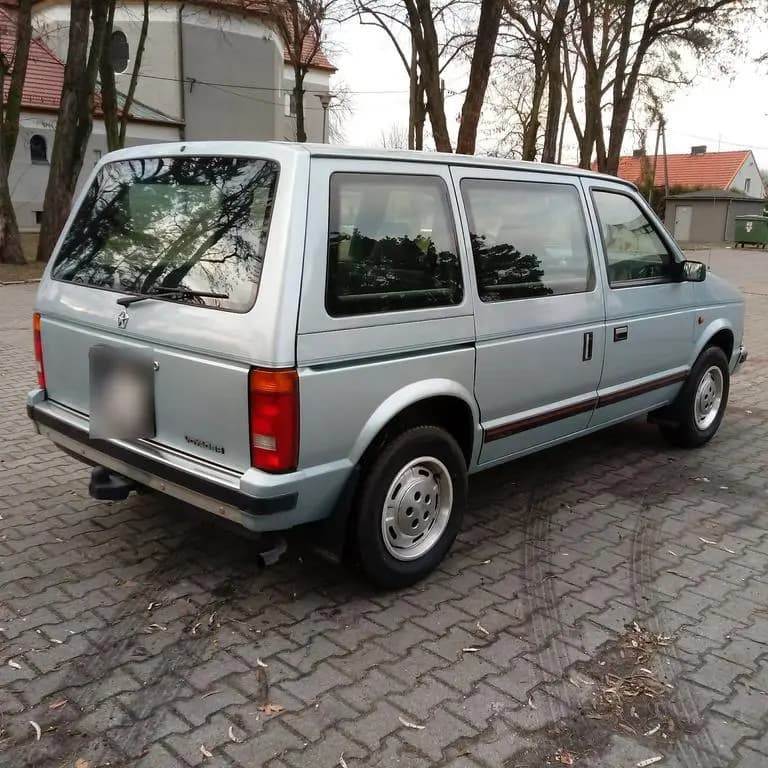 Main__Slider__Photo:Chrysler Voyager 2.5 SE - Bj 1990 04/1980-0