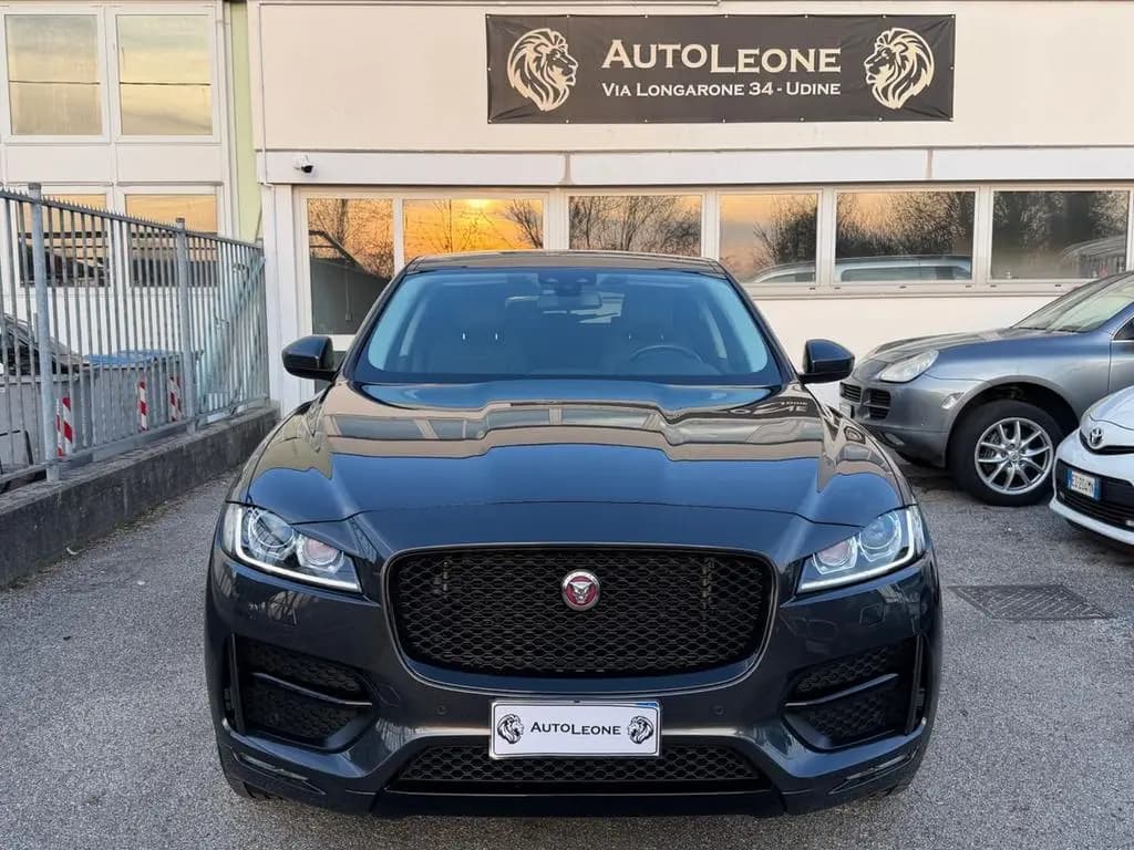 Main__Slider__Photo:Jaguar F-Pace 2.0 D 180CV R-Sport BLACK EDITION 12/2018-0