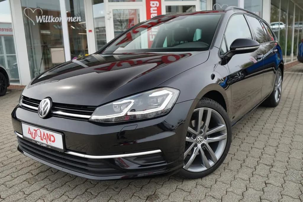 Main__Slider__Photo:Volkswagen Golf VII Variant 1.0 Comfortline LED ACC Navi 03/2020-0