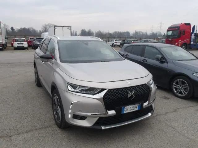 Main__Slider__Photo:DS Automobiles DS7 (Crossback) DS AUTOMOBILES DS 7 Crossback BlueHDi 130 aut. G 11/2021-0