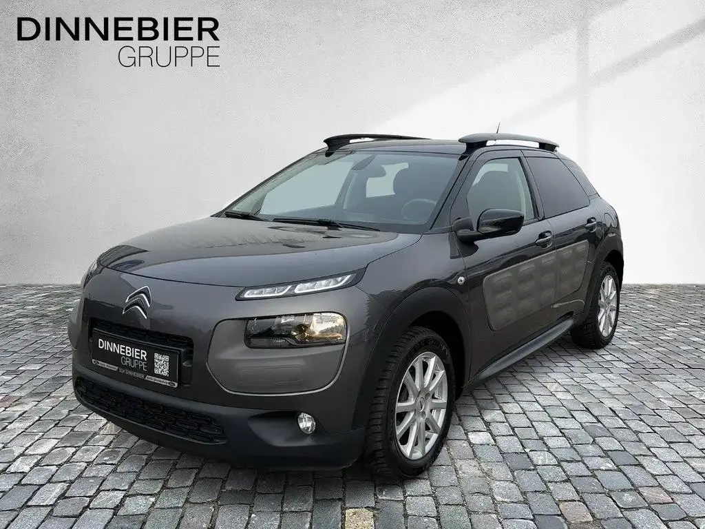 Main__Slider__Photo:Citroën C4 Cactus CAM PDC 01/2018-1