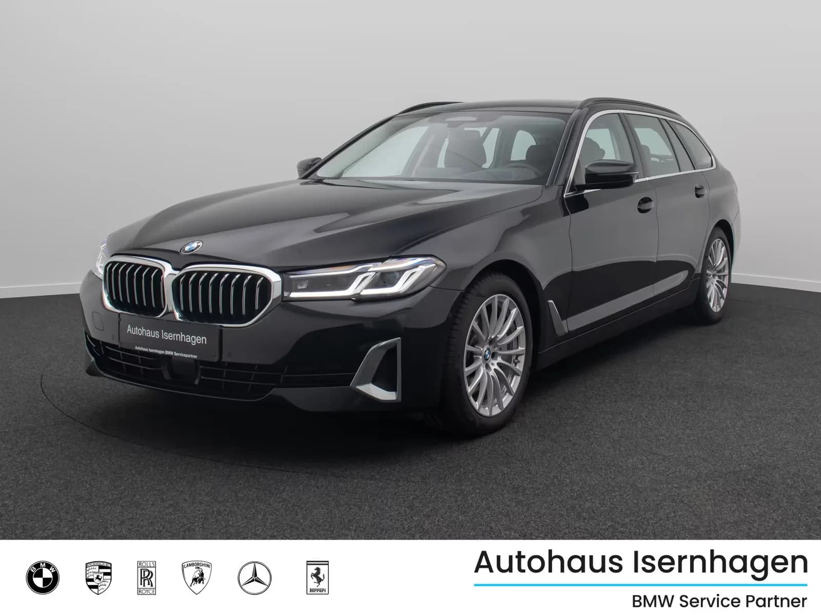 Main__Slider__Photo:BMW 5 Series 540d xD Luxury Line Panorama H/K HUD Belüftung 12/2022-0