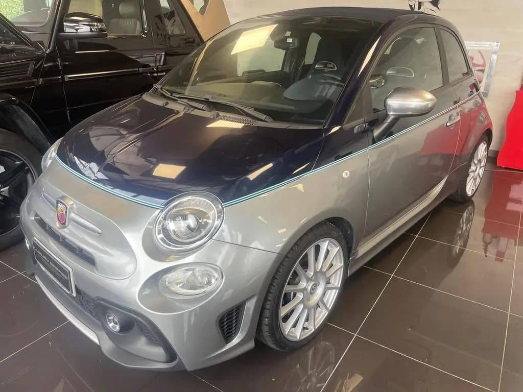Main__Slider__Photo:Abarth 695 1.4 Turbo T-Jet Rivale 175 Anniversar 10/2017-0