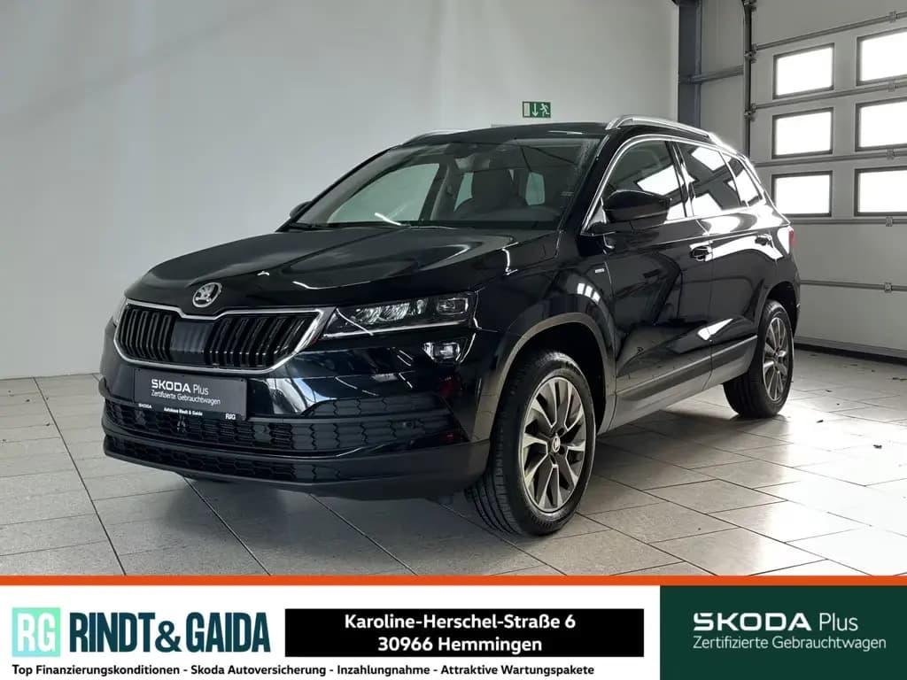 Main__Slider__Photo:Skoda Karoq 1.5 TSI DSG ACT Clever PDC SHZ NAVI ACC 02/2022-0