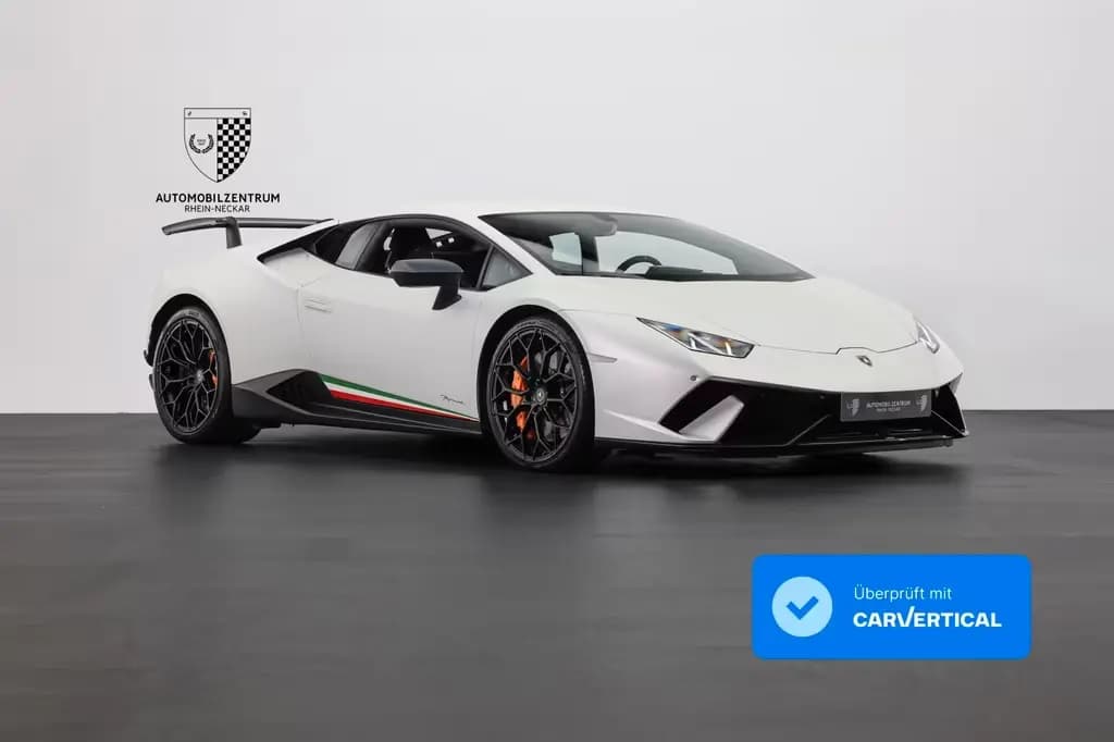 Main__Slider__Photo:Lamborghini Huracán Performante FullForgedCarbon/Sensonum 07/2018-0