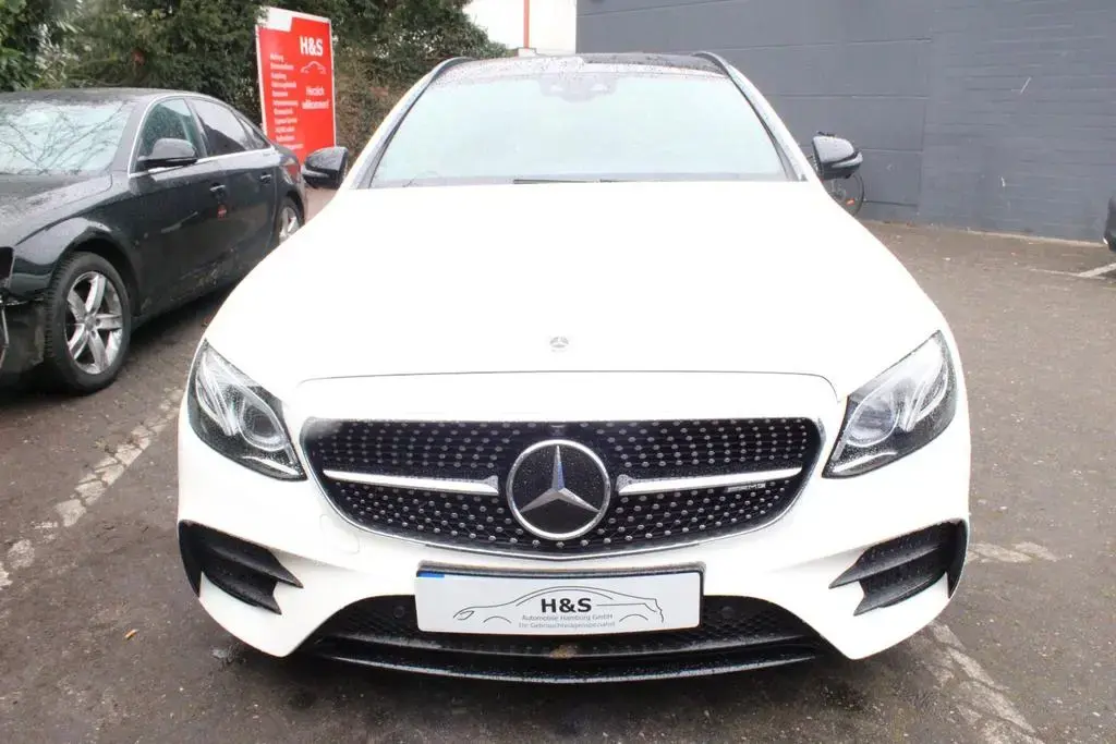 Main__Slider__Photo:Mercedes-Benz E-Class 53 4Matic T 9G-TRONIC *MEMORY*SITZBELÜFTUNG*MA 02/2019-1