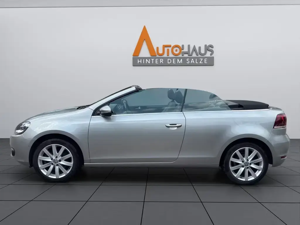 Main__Slider__Photo:Volkswagen Golf VI *CABRIOLET*SCHECKHEFT*2.HAND 07/2011-1