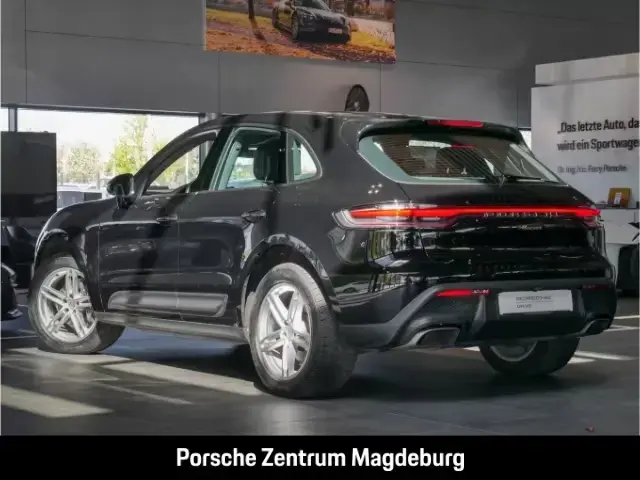 Main__Slider__Photo:Porsche Macan *PANO*PARKASSISTENT*SHZ* 03/2023-1