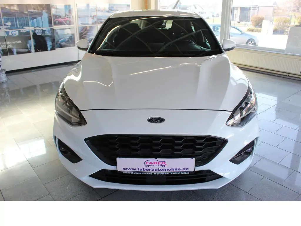 Main__Slider__Photo:Ford Focus ST-Line,Sitzheizung,Kamera,Top-Zustand 10/2019-1